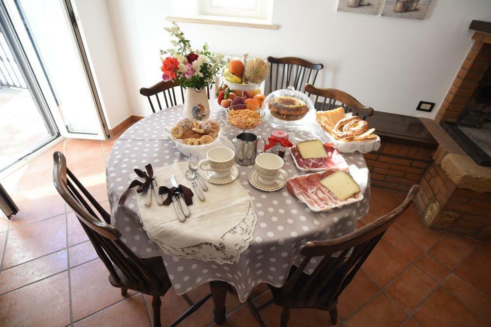 B&B Delle Erbe Calvi dellʼ Umbria Eksteriør bilde